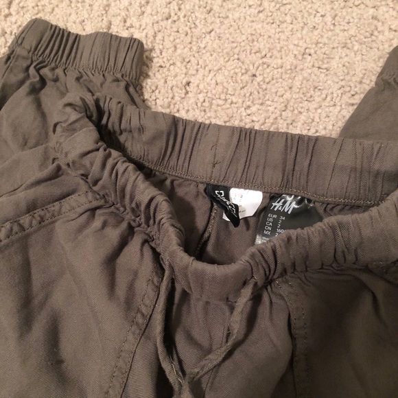 H&M army green joggers - Picture 4 of 4